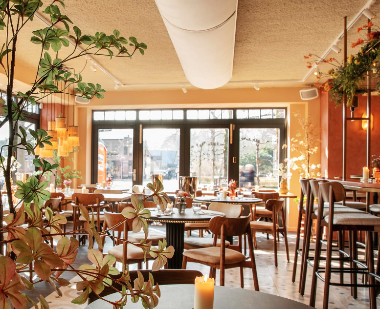 Restaurant Ginis